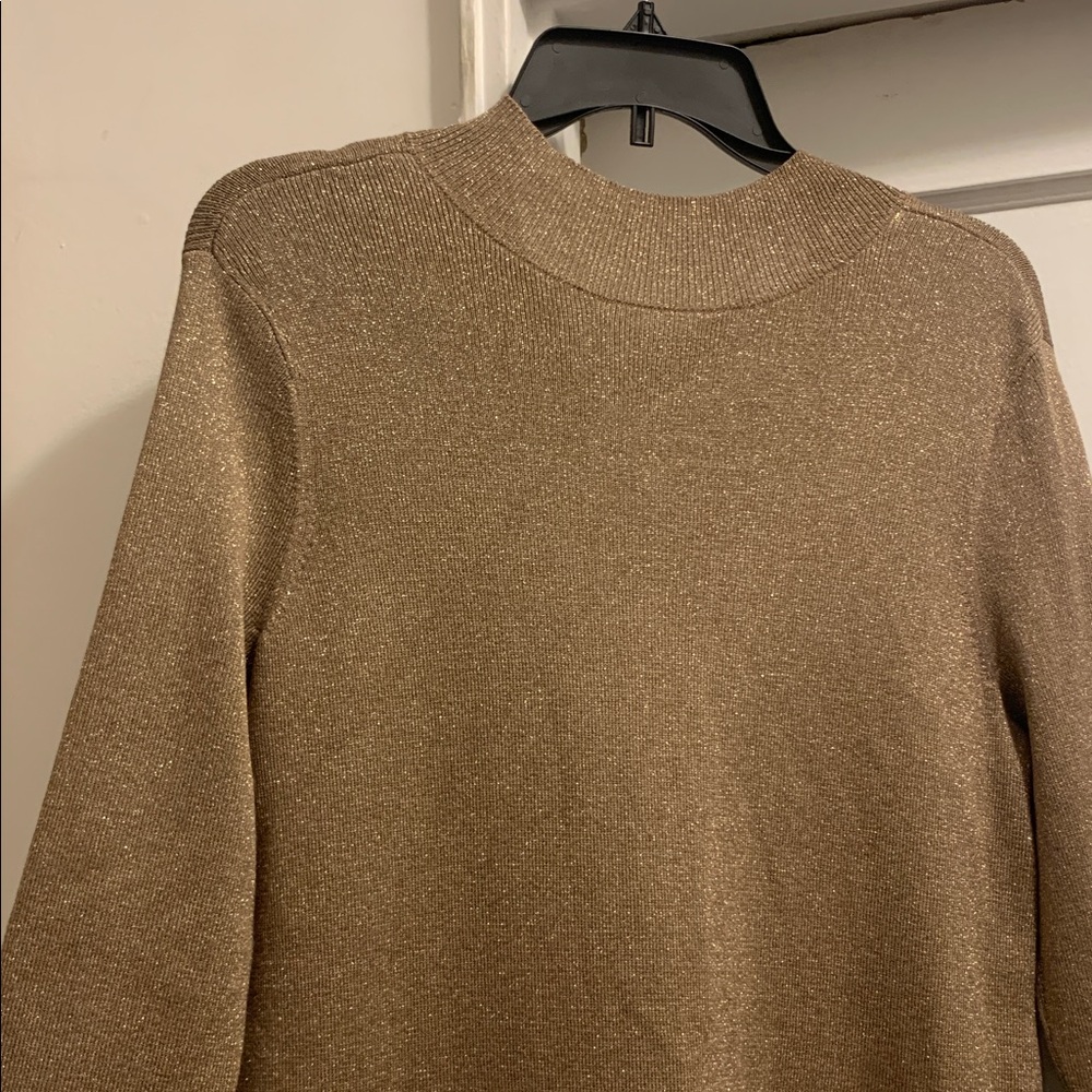 Elegant Gold Long Sleeve Dress - Preloved - Picture 14 of 15